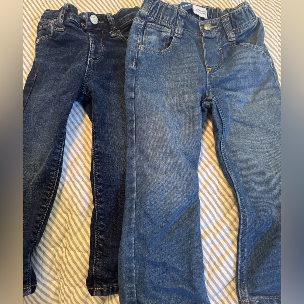 Old Navy 2T Jeans - EUC, one straight, one skinny fit